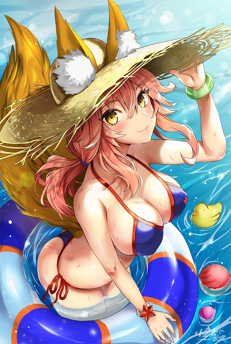 animal_ear_fluff animal_ears ass bikini blue_bikini breasts cleavage closed_mouth commentary_request ears_through_headwear fate/grand_order fate_(series) fox_ears fox_tail hat innertube kojima_saya large_breasts long_hair looking_at_viewer partially_submerged pink_hair rubber_duck shiny shiny_hair shiny_skin side-tie_bikini smile solo straw_hat sun_hat swimsuit tail tamamo_(fate)_(all) tamamo_no_mae_(swimsuit_lancer)_(fate) wet yellow_eyes