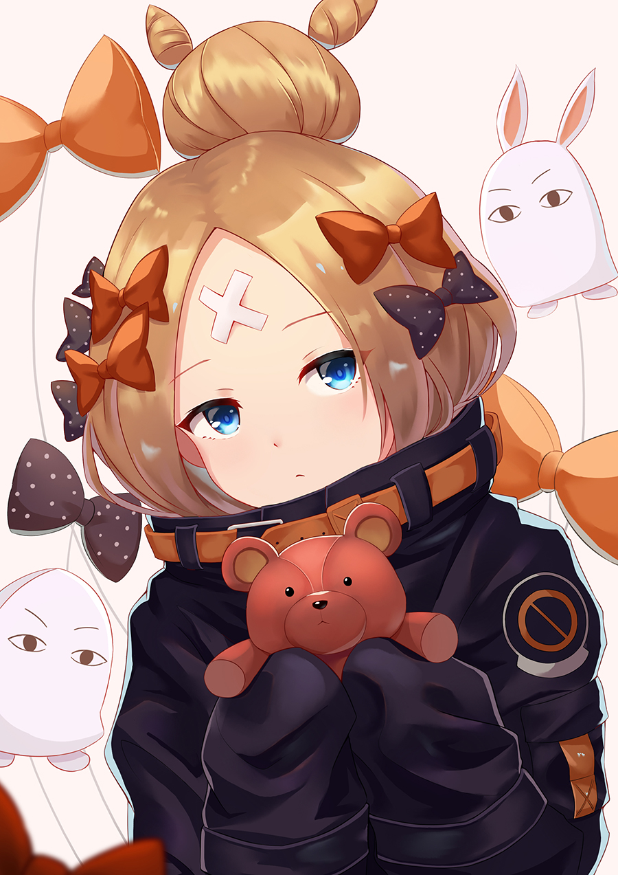 abigail_williams_(fate/grand_order) balloon bangs beige_background black_bow black_jacket blonde_hair blue_eyes bow closed_mouth commentary_request crossed_bandaids eyebrows_visible_through_hair fate/grand_order fate_(series) hair_bow hair_bun heroic_spirit_traveling_outfit highres holding holding_stuffed_animal jacket long_hair long_sleeves looking_at_viewer medjed orange_bow parted_bangs polka_dot polka_dot_bow shirokun0824 simple_background sleeves_past_fingers sleeves_past_wrists solo stuffed_animal stuffed_toy teddy_bear