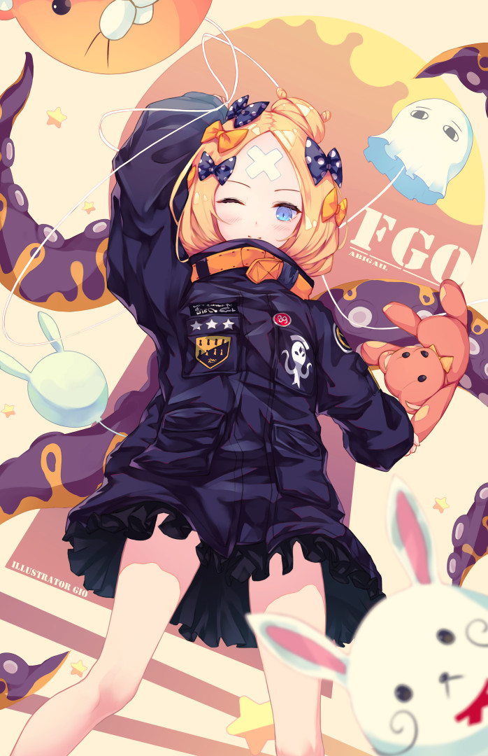 ;) abigail_williams_(fate/grand_order) arm_up balloon bangs black_bow black_jacket blonde_hair blue_eyes blurry blurry_foreground blush bow character_name closed_mouth copyright_name crossed_bandaids depth_of_field fate/grand_order fate_(series) fou_(fate/grand_order) h2o_(dfo) hair_bow hair_bun heroic_spirit_traveling_outfit holding holding_balloon holding_stuffed_animal jacket key long_hair long_sleeves looking_at_viewer medjed one_eye_closed orange_bow parted_bangs polka_dot polka_dot_bow sleeves_past_wrists smile solo standing star stuffed_animal stuffed_toy suction_cups teddy_bear tentacles