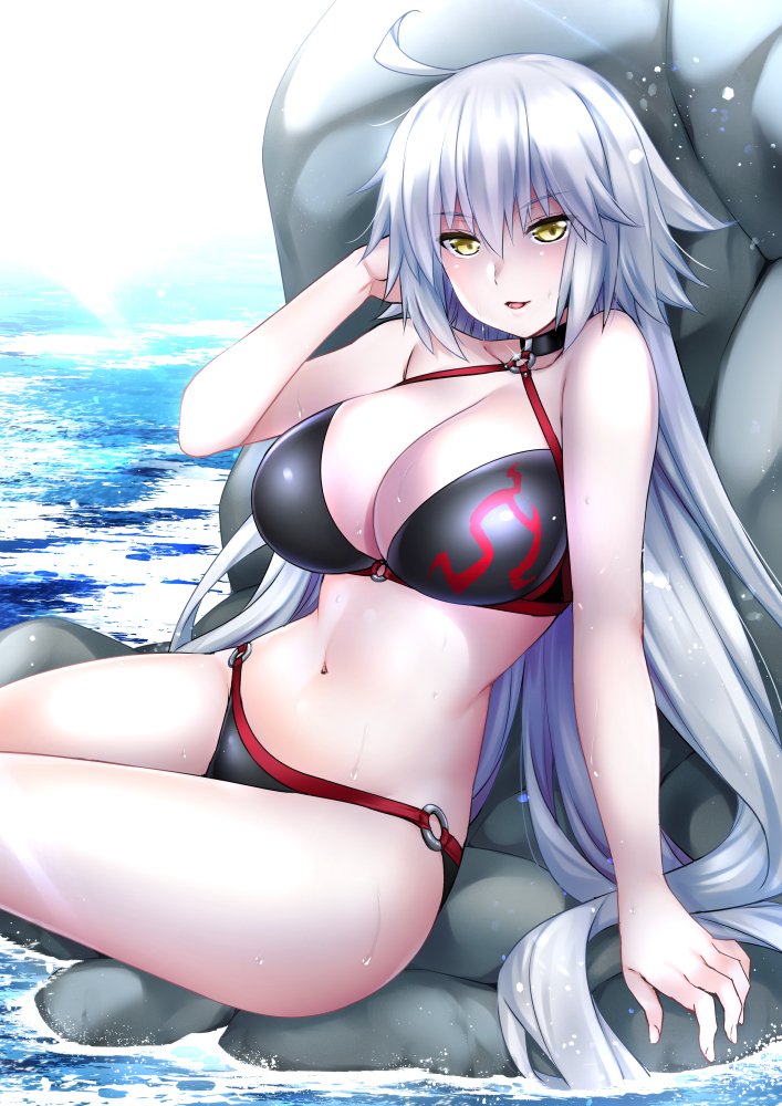 abe_inori ahoge bikini black_bikini blonde_hair breasts choker cleavage commentary_request eyebrows_visible_through_hair fate/grand_order fate_(series) hair_between_eyes jeanne_d'arc_(alter_swimsuit_berserker) jeanne_d'arc_(fate)_(all) large_breasts long_hair looking_at_viewer navel o-ring ocean outdoors rock sky solo swimsuit yellow_eyes