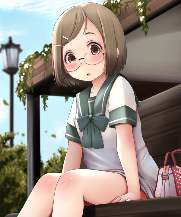arm_support bag bangs blue_sky blurry blurry_background blush bow brown_eyes brown_hair cloud collarbone commentary_request day depth_of_field dress glasses green_bow green_sailor_collar hair_ornament hairclip handbag ichigo_mashimaro kozue_akari lamppost looking_at_viewer outdoors parted_lips sailor_collar sailor_dress sakuragi_matsuri short_sleeves sitting sky solo swept_bangs white_dress