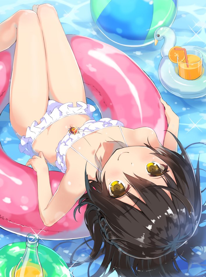 afloat alastor_(shakugan_no_shana) ball bangs bare_legs barefoot beachball bikini black_hair bottle closed_mouth commentary_request cup day drinking_glass drinking_straw frilled_bikini frills from_above glint hair_between_eyes halter_top halterneck innertube jewelry long_hair looking_at_viewer lying on_back orange_juice partially_submerged pendant roke shakugan_no_shana shana shiny shiny_hair smile solo summer swimsuit upside-down white_bikini yellow_eyes