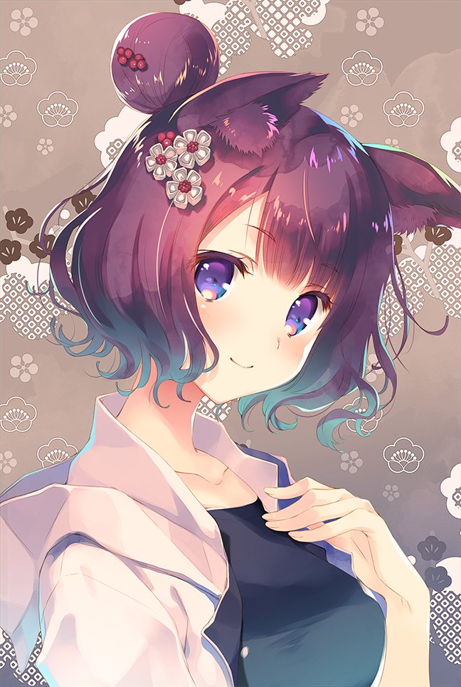 animal_ears bangs black_shirt blue_eyes cat_ears collarbone commentary_request eyebrows_visible_through_hair fate/grand_order fate_(series) hair_bun hair_ornament head_tilt hood hood_down hooded_jacket jacket katsushika_hokusai_(fate/grand_order) looking_at_viewer mitsumi_misato open_clothes open_jacket purple_hair shirt short_hair smile solo upper_body white_jacket