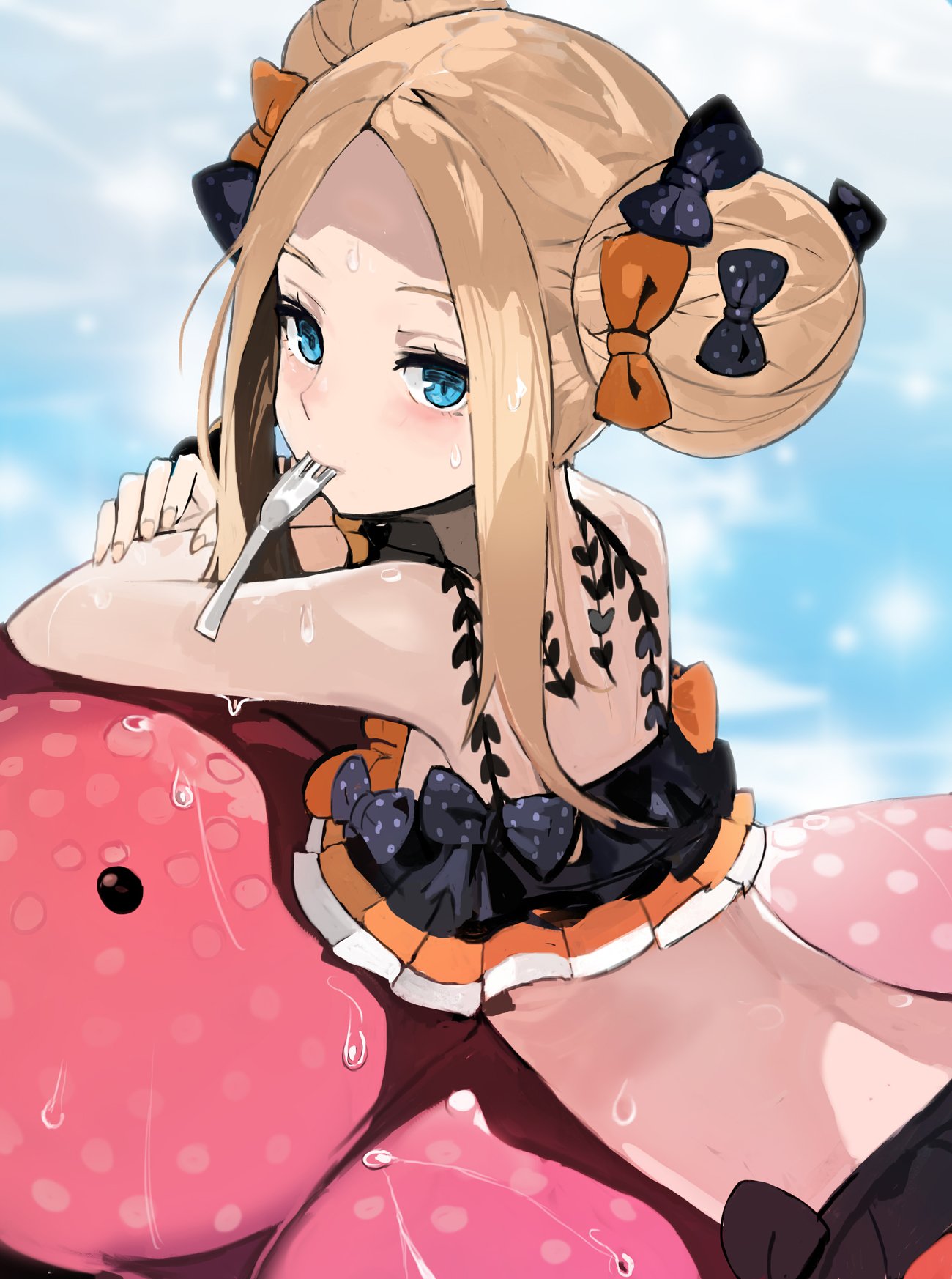 abigail_williams_(fate/grand_order) andrian_gilang bangs bikini black_bow blonde_hair blue_eyes blush bow double_bun fate/grand_order fate_(series) fork hair_bow highres long_hair looking_at_viewer mouth_hold orange_bow outdoors parted_bangs polka_dot polka_dot_bow solo sweat swimsuit upper_body