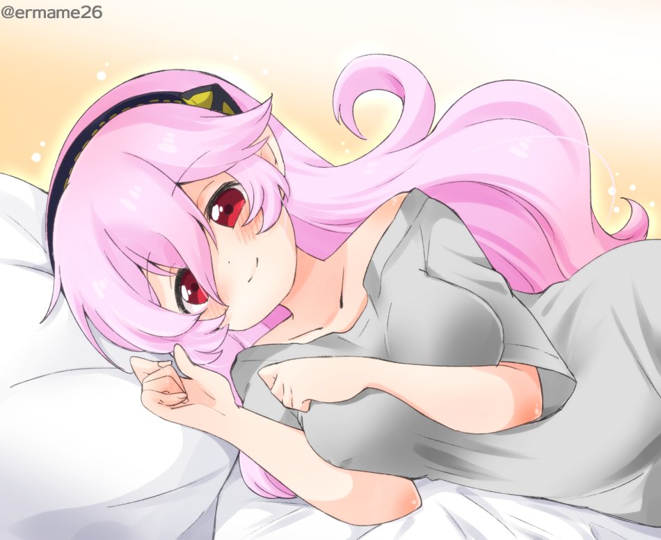 1girl alternate_costume bed black_hairband blush closed_mouth corrin_(fire_emblem) corrin_(fire_emblem)_(female) eromame fire_emblem fire_emblem_fates hairband long_hair lying on_side pillow pink_hair red_eyes short_sleeves smile solo twitter_username