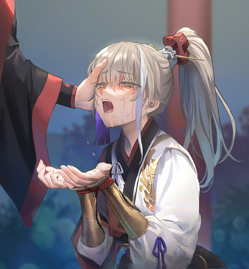 2boys archer_(fate/samurai_remnant) blush chinese_hairpin cum cum_in_mouth cum_on_tongue cupping_hands facial fate/samurai_remnant fate_(series) hand_on_another's_head keclpshvli male_focus multiple_boys open_mouth own_hands_together robe tongue white_hair white_robe yaoi yellow_eyes zheng_chenggong_(fate)