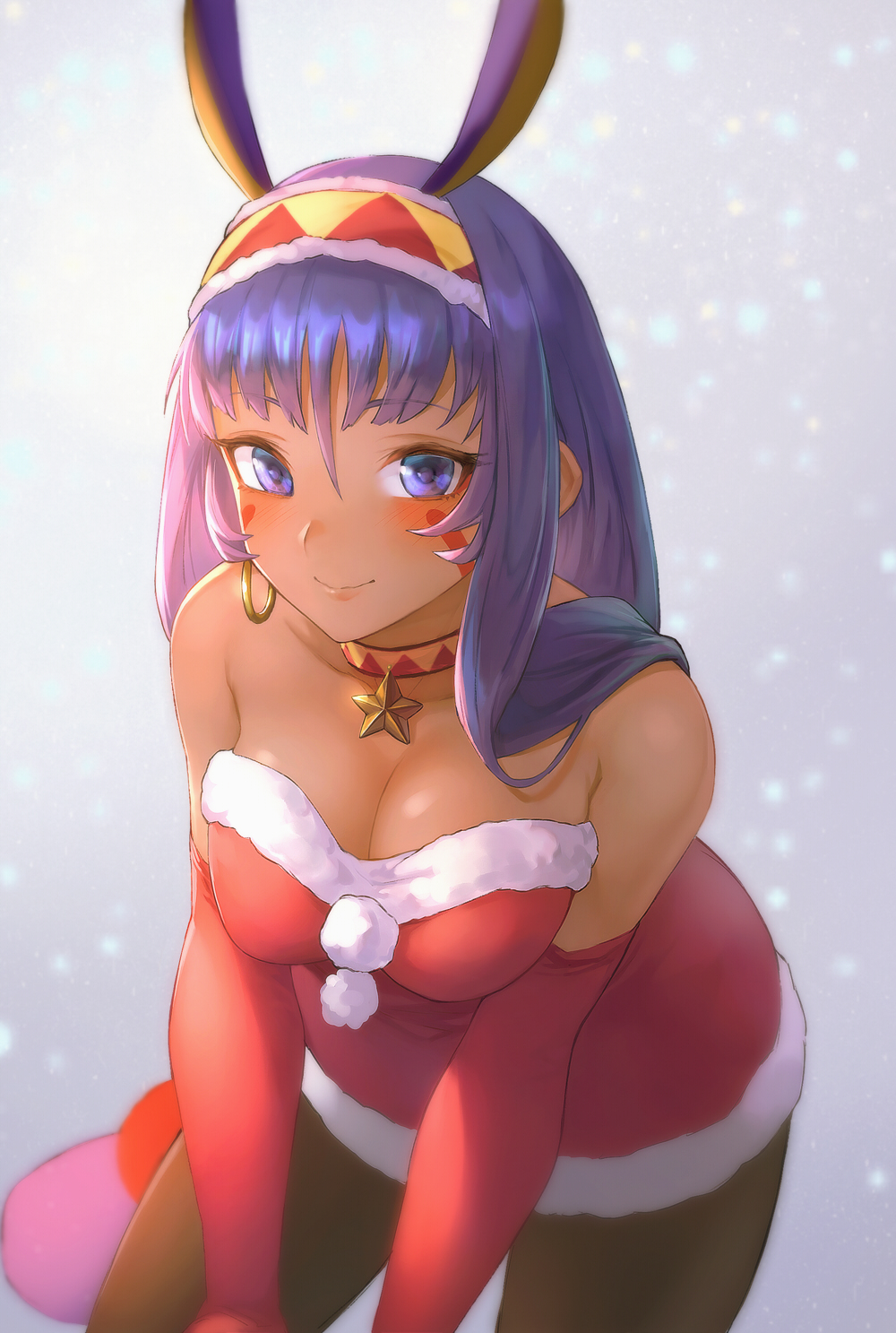 1girl alternate_costume animal_ears bare_shoulders blush breasts cleavage earrings elbow_gloves facial_mark fate/grand_order fate_(series) gloves highres hoop_earrings jackal_ears jewelry long_hair looking_at_viewer medium_breasts necklace nitocris_(fate/grand_order) otsukemono pantyhose purple_eyes purple_hair santa_costume smile solo tan v_arms