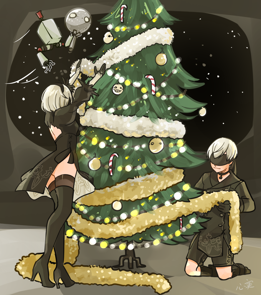 1boy 1girl 1other back_cutout bauble black_blindfold black_choker black_dress black_gloves black_hairband blindfold boots candy choker christmas christmas_lights christmas_tree commentary covered_eyes decorating decorations dress drone english_commentary feather-trimmed_sleeves food full_body gloves hairband high_heel_boots high_heels kokomi_(aniesuakkaman) long_sleeves nier_(series) nier_automata out_of_character pod_(nier_automata) short_hair side_slit signature silver_hair space spacecraft_interior thigh_boots thighhighs thighhighs_under_boots yorha_no._2_type_b yorha_no._9_type_s