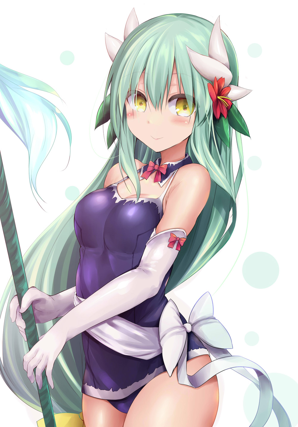 1girl bare_shoulders blue_one-piece_swimsuit blush breasts detached_collar dragon_girl dragon_horns elbow_gloves fate/grand_order fate_(series) flower gloves green_hair hibiscus highres horns kiyohime_(fate) kiyohime_(swimsuit_lancer)_(fate) kiyohime_(swimsuit_lancer)_(second_ascension)_(fate) long_hair looking_at_viewer medium_breasts multiple_horns naginata one-piece_swimsuit polearm sash sen_(astronomy) smile solo swimsuit weapon white_gloves yellow_eyes