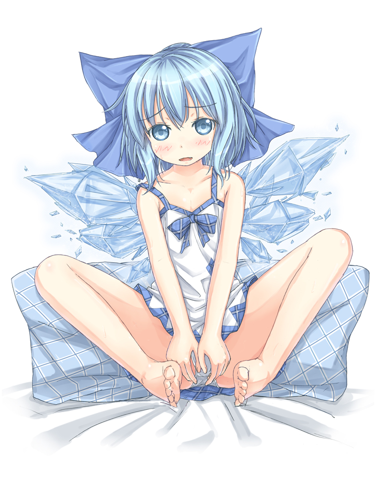 barefoot blue_eyes blue_hair blush bow cirno feet flat_chest hair_bow ice ice_wings panties roshia_nise_mango short_hair solo toes touhou underwear wings