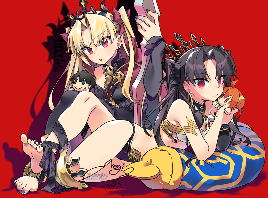 2girls black_hair blonde_hair breasts ereshkigal_(fate) fate/grand_order fate_(series) fujimaru_ritsuka_(female) fujimaru_ritsuka_(male) ishtar_(fate) long_hair looking_at_viewer medium_breasts multiple_girls negi_(ulog'be) open_mouth parted_bangs red_eyes smile stuffed_toy two_side_up