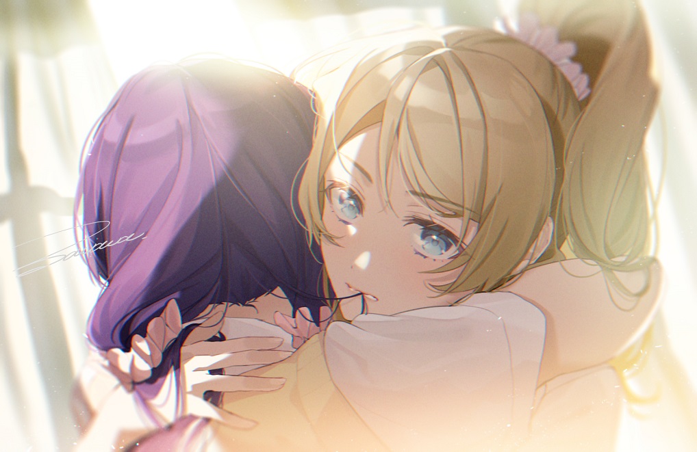 2girls ayase_eli blonde_hair blue_eyes eyebrows_visible_through_hair eyelashes film_grain hair_in_mouth hug looking_at_viewer love_live! love_live!_school_idol_project multiple_girls nape otonokizaka_school_uniform purple_hair school_uniform scrunchie shirt short_sleeves signature sunlight sweater_vest toujou_nozomi upper_body white_shirt yuri zawawa_(satoukibi1108)