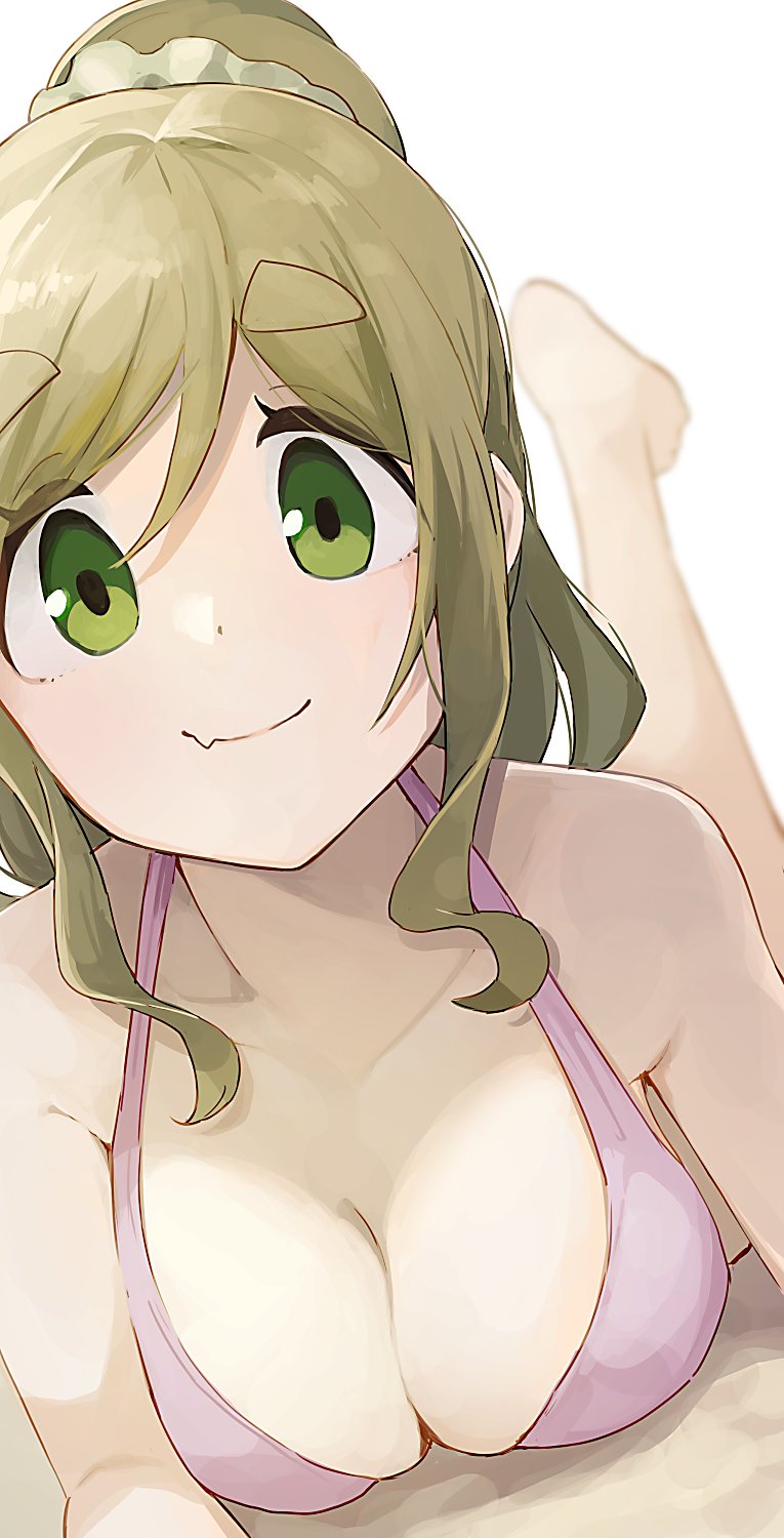 1girl barefoot bikini bikini_top breasts brown_hair cleavage closed_mouth commentary_request eyebrows_visible_through_hair fang green_eyes hair_ornament hair_scrunchie highres hiroki_(yyqw7151) inuyama_aoi large_breasts looking_at_viewer lying on_stomach pink_bikini ponytail scrunchie simple_background skin_fang smile solo swimsuit thick_thighs thighs white_background yurucamp