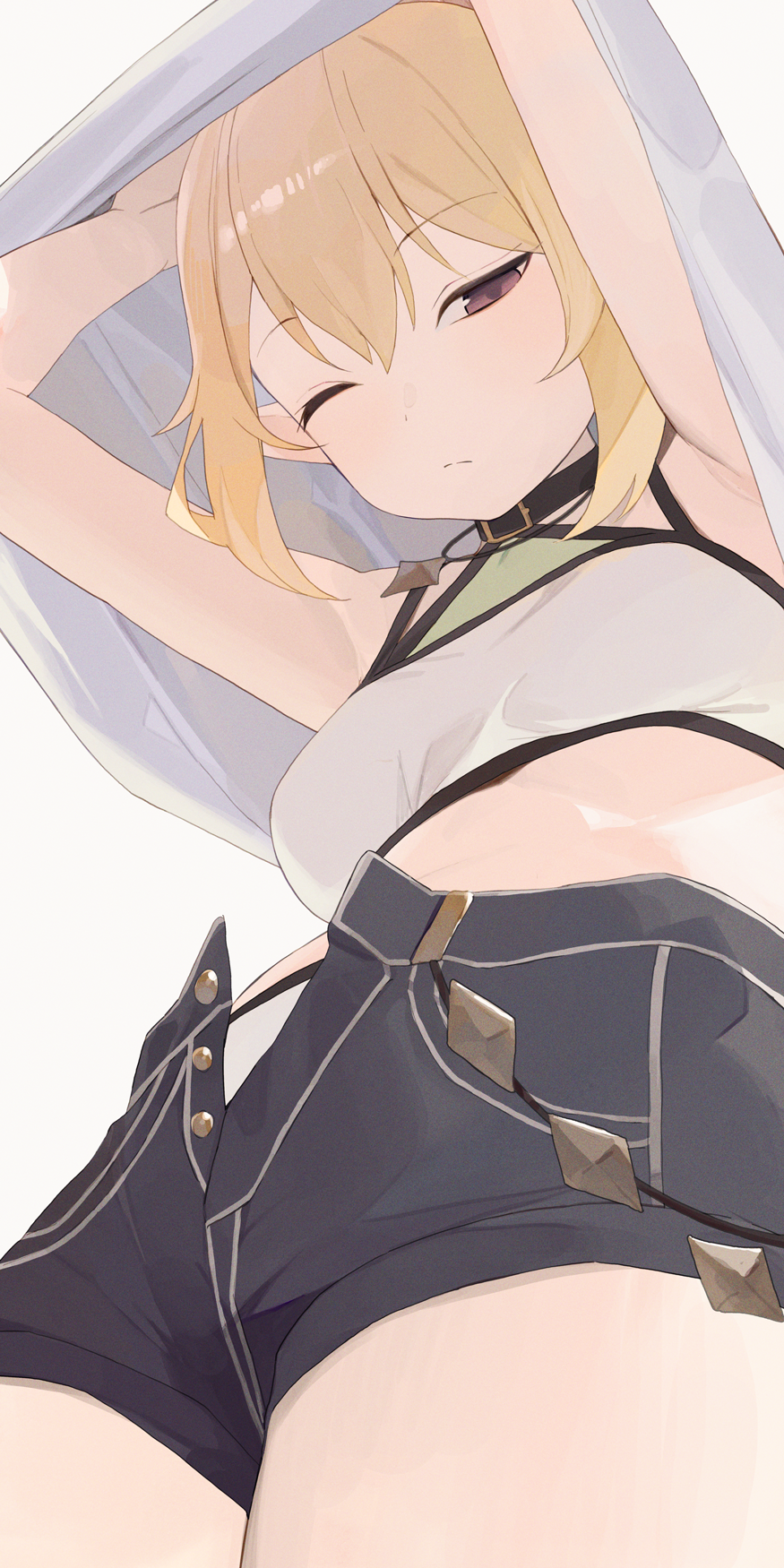 1girl bare_arms black_collar black_shorts blonde_hair breasts chloe_(princess_connect!) closed_mouth clothes_lift collar grey_background highres hiroki_(yyqw7151) jewelry lifted_by_self looking_at_viewer medium_breasts necklace one_eye_closed open_fly princess_connect! red_eyes shirt shirt_lift shorts simple_background solo thighs undressing upshirt white_shirt