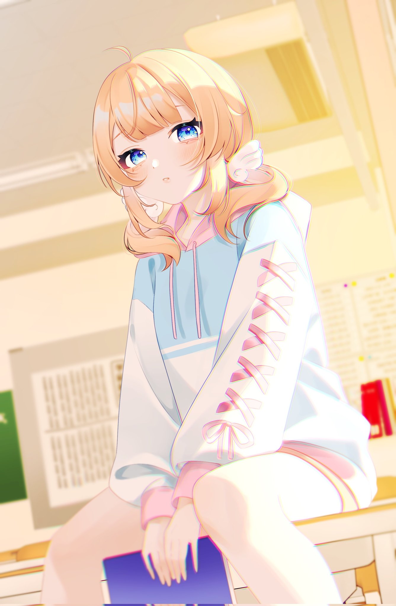 1girl ahoge between_legs blonde_hair blue_eyes blunt_bangs blurry blurry_background blush chromatic_aberration classroom clenched_teeth commentary_request cowboy_shot desk drawstring hair_ornament hairclip hand_between_legs highres hood hood_down hoodie long_hair low_twintails motosu_towa multicolored_clothes multicolored_hoodie oji_(zeit_ff5f00) on_desk parted_lips pink_ribbon ribbon school_desk short_twintails shorts sidelocks sitting sleeve_ribbon solo teeth twintails wing_hair_ornament world_dai_star yellow_shorts