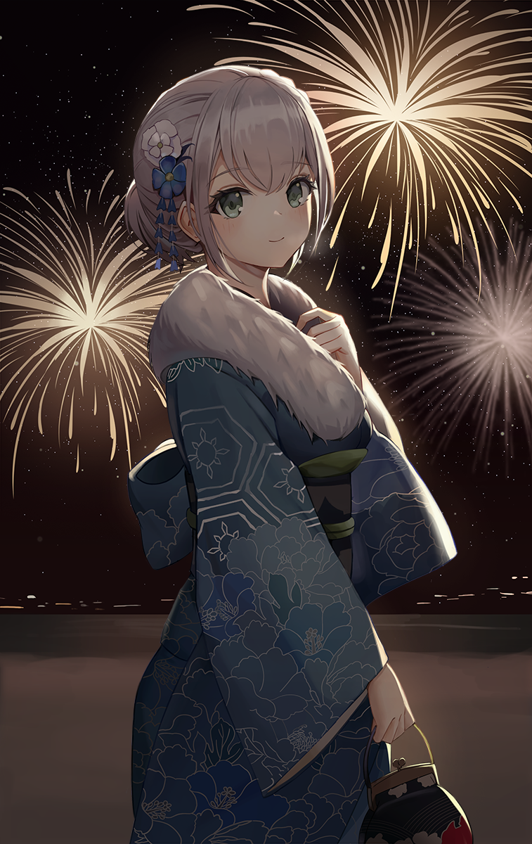 1girl bag blue_flower blue_kimono blush breasts closed_mouth cowboy_shot fireworks floral_print flower from_side fur_collar goin2222 green_eyes hair_flower hair_ornament hand_on_own_chest handbag highres holding holding_bag hololive japanese_clothes kimono long_sleeves looking_at_viewer looking_to_the_side medium_breasts night night_sky obi outdoors print_kimono sash shirogane_noel short_hair short_ponytail silver_hair sky smile solo star_(sky) starry_sky symbol-only_commentary virtual_youtuber white_flower wide_sleeves yukata
