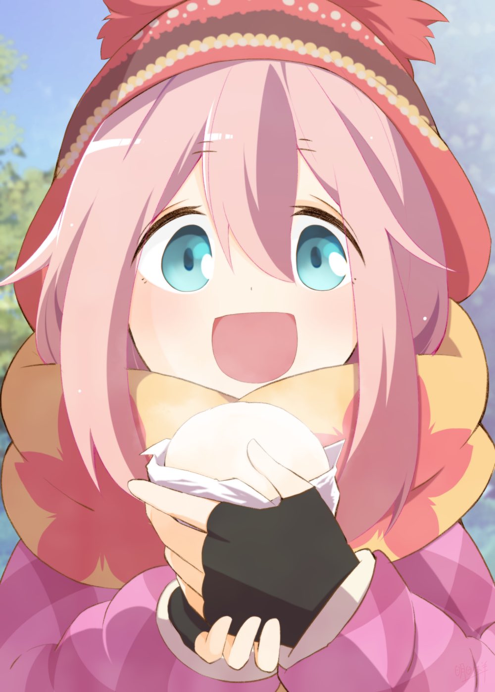 1girl ashita_wa_hitsuji black_gloves blue_eyes blurry blurry_background blush coat day eyebrows_visible_through_hair fingerless_gloves gloves highres kagamihara_nadeshiko long_hair looking_at_viewer open_mouth outdoors pink_coat pink_hair smile solo upper_body yurucamp