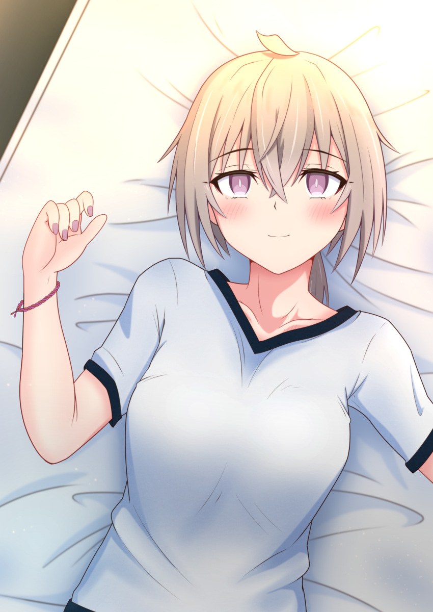 1girl absurdres bangs bed blush bracelet breasts collarbone cowlick girls'_frontline gotoo grey_hair hair_between_eyes highres jewelry light_smile looking_at_viewer low_ponytail lying m200_(girls'_frontline) nail_polish on_back on_bed pink_eyes shirt short_sleeves sidelocks small_breasts solo sunlight t-shirt upper_body white_shirt