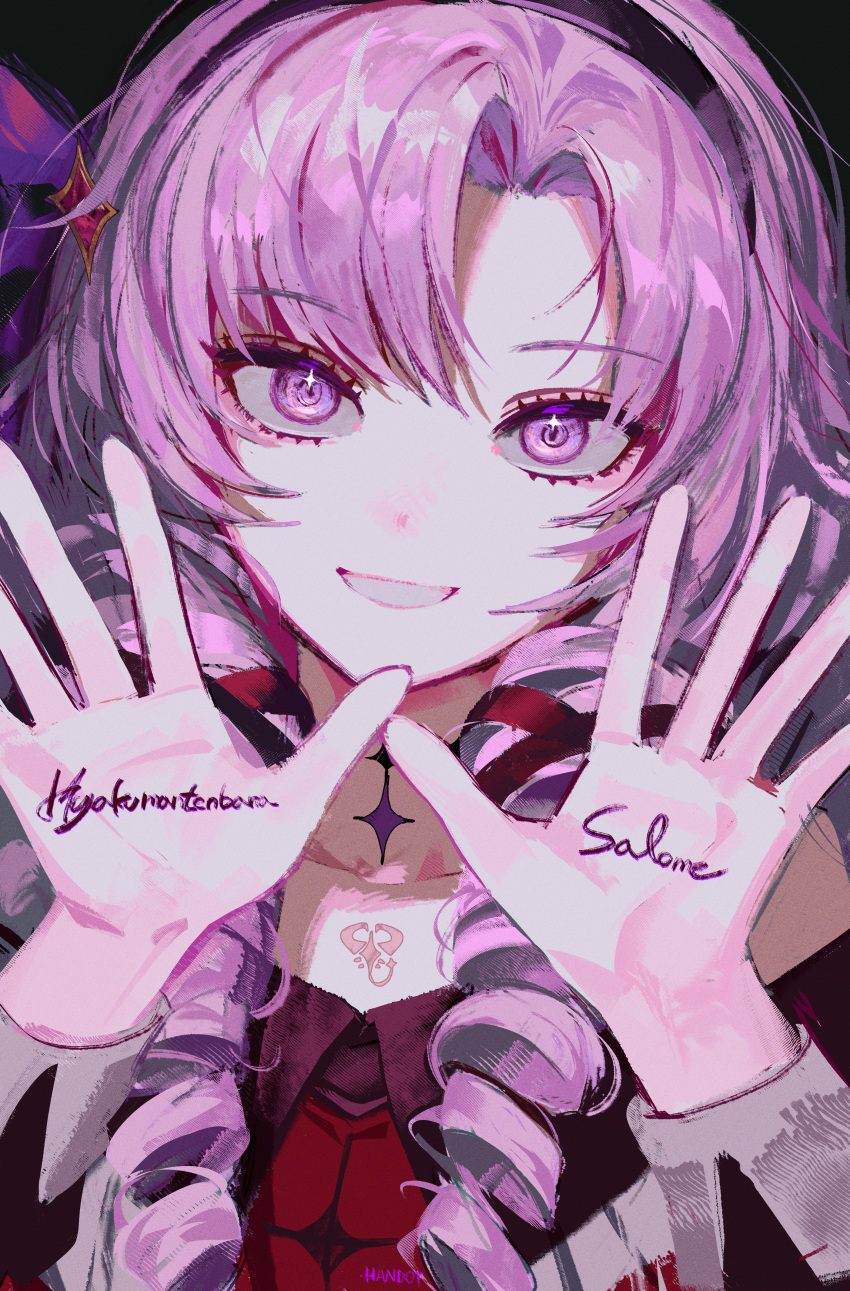 1girl absurdres bangs bare_shoulders black_hairband character_name collarbone commentary_request drill_hair grin hairband handot_(d_yot_) hands_up highres hyakumantenbara_salome looking_at_viewer nijisanji pink_hair smile solo twin_drills upper_body virtual_youtuber writing_on_hand