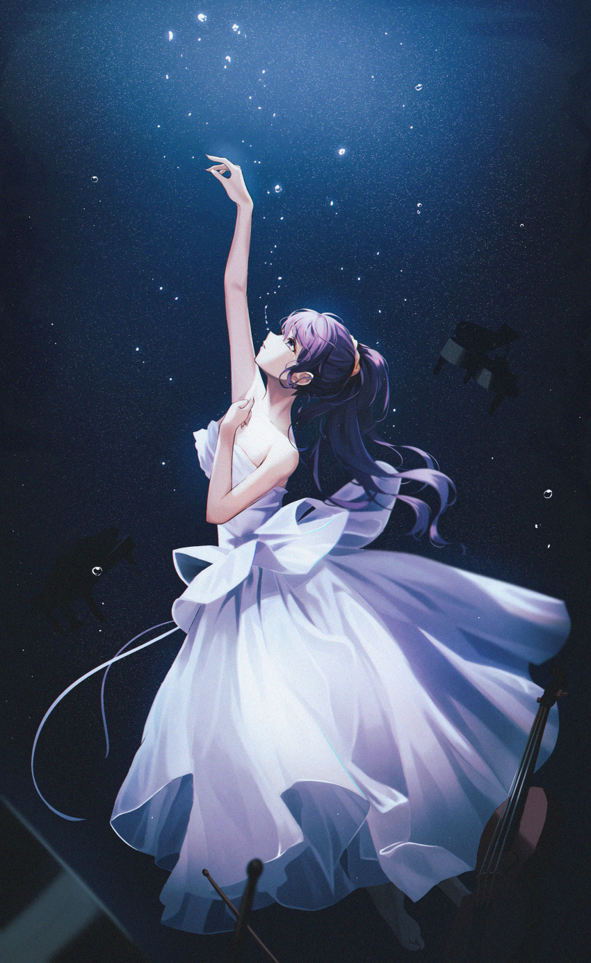 1girl absurdres air_bubble arm_up asahina_mafuyu bare_arms bare_shoulders barefoot bubble collarbone commentary_request dress from_side grand_piano highres hyonee instrument long_hair looking_away looking_up parted_lips piano ponytail profile project_sekai purple_eyes purple_hair solo strapless strapless_dress underwater very_long_hair violin water white_dress