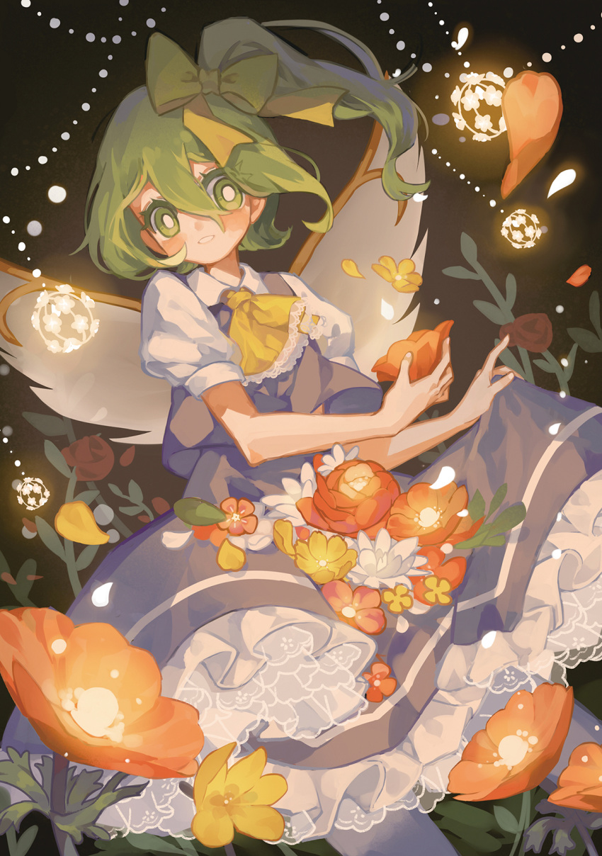 1girl ascot blue_skirt blue_vest blush bow bright_pupils collared_shirt daiyousei fairy_wings feet_out_of_frame flower frilled_skirt frills glowing green_eyes green_hair hair_between_eyes hair_bow highres holding holding_flower lace lace-trimmed_ascot lace-trimmed_skirt lace_trim leaf looking_at_viewer medium_hair one_side_up parted_lips petals puffy_short_sleeves puffy_sleeves red_flower shirt short_sleeves skirt skirt_basket skirt_hold skirt_set smile solo suelement touhou vest white_flower white_pupils white_shirt wings yellow_ascot yellow_bow yellow_flower