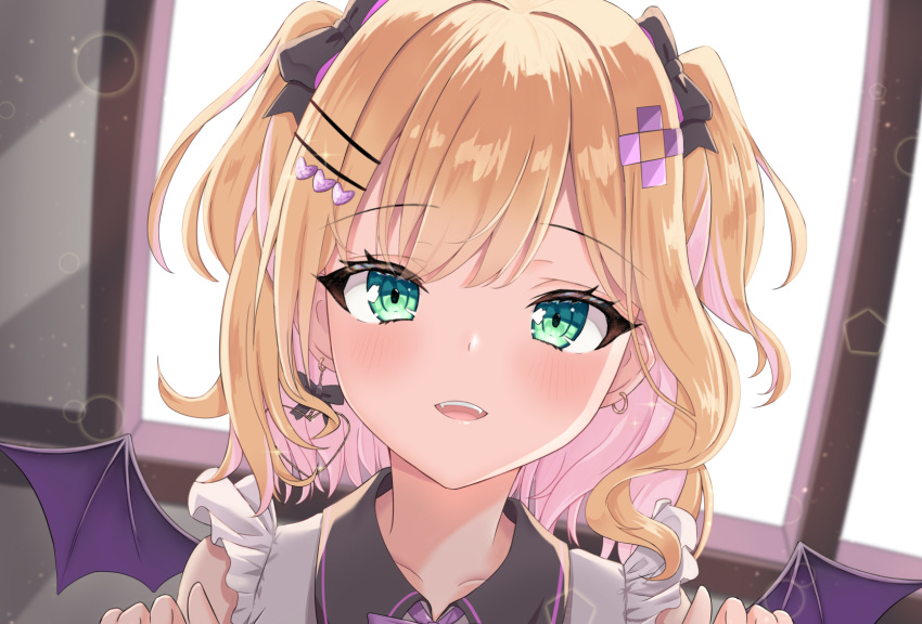 1girl :d bangs black_bow blonde_hair blurry blurry_background bow collarbone collared_shirt commentary_request depth_of_field earrings eyebrows_visible_through_hair fangs green_eyes hair_bow hair_ornament hairclip hands_up heart heart_hair_ornament highres indoors jewelry kurumi_noah looking_at_viewer mini_wings multicolored_hair pink_hair portrait purple_wings shirt sleeveless sleeveless_shirt smile solo sunlight synn032 two-tone_hair two_side_up virtual_youtuber vspo! white_shirt window wings
