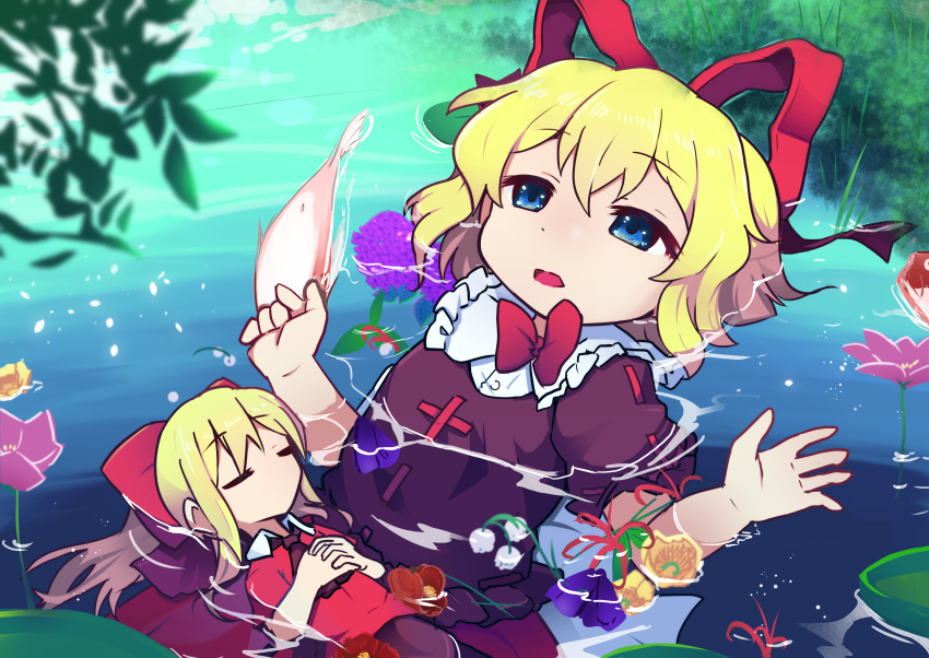 1girl afloat blonde_hair blue_eyes bow bubble_skirt doll fish flower frilled_shirt frilled_shirt_collar frilled_sleeves frills hair_bow hands_on_own_chest highres kanisawa_yuuki lily_pad lotus medicine_melancholy neck_ribbon open_mouth ophelia_(painting) petals puffy_short_sleeves puffy_sleeves red_bow red_ribbon ribbon shirt short_sleeves skirt su-san touhou water
