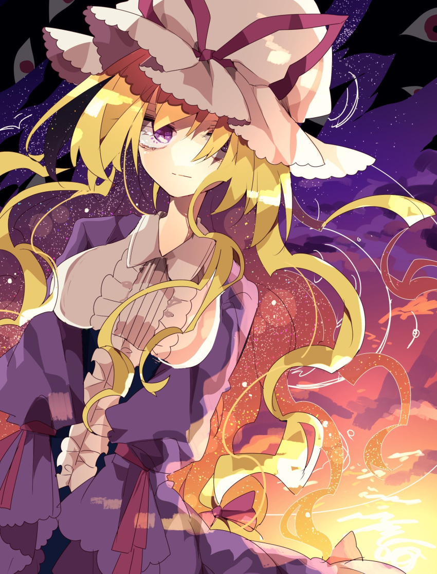 1girl arm_ribbon bangs blonde_hair bow center_frills cloud collared_dress commentary dress expressionless frills gap_(touhou) hair_bow hair_over_one_eye hat hat_ribbon highres long_hair long_sleeves looking_at_viewer mob_cap nikorashi-ka own_hands_together purple_dress purple_eyes red_bow red_ribbon ribbon sky solo star_(sky) starry_sky sunset touhou upper_body white_headwear yakumo_yukari