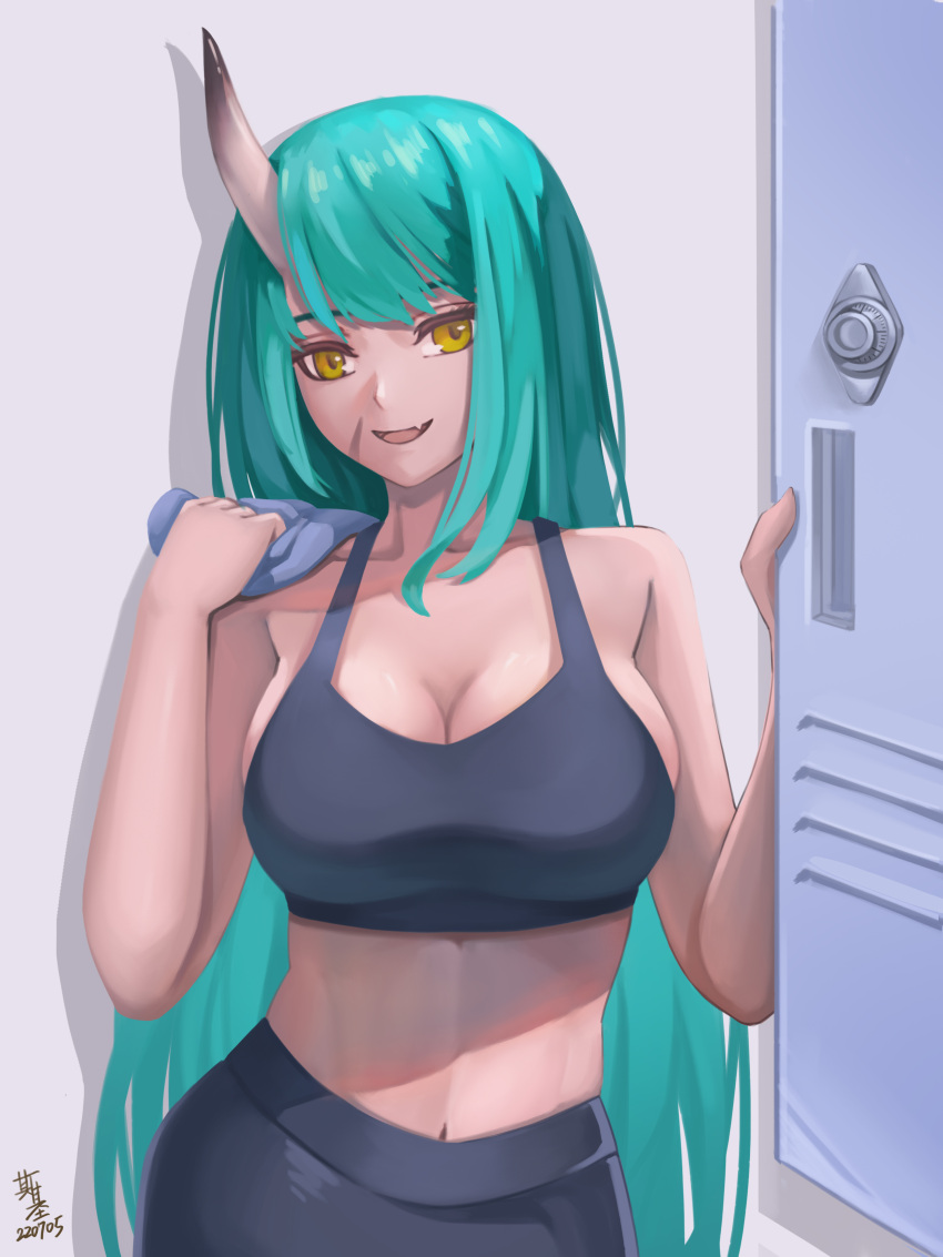 1girl :d absurdres arknights bangs bare_arms bare_shoulders breasts cleavage commentary crop_top fang green_hair hands_up highres holding holding_towel horns hoshiguma_(arknights) indoors large_breasts long_hair looking_at_viewer maskiy midriff navel open_mouth scar scar_on_cheek scar_on_face single_horn smile solo sports_bra stomach towel upper_body very_long_hair yellow_eyes