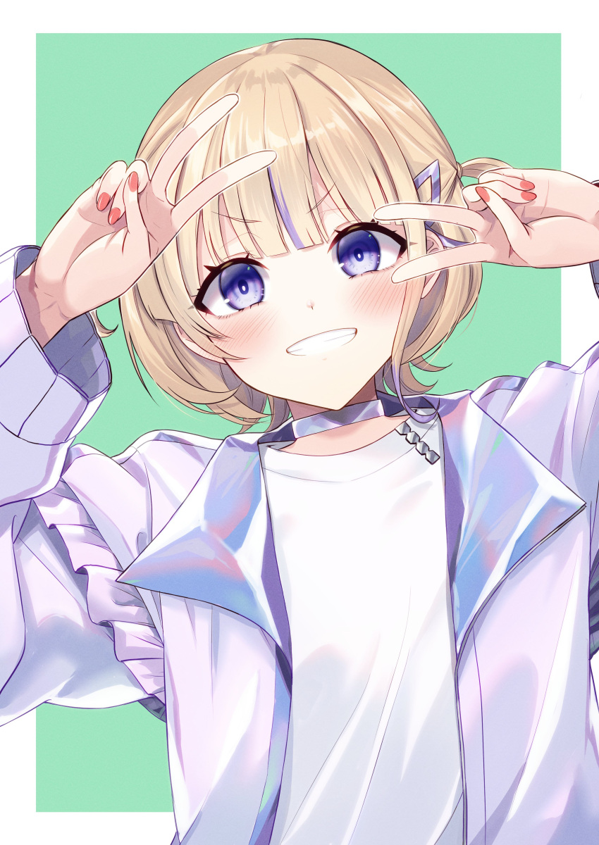 1girl absurdres blonde_hair choker double_v fingernails green_background grin highres hololive hololive_dev_is jacket ooike_teru purple_choker purple_eyes purple_jacket shirt smile todoroki_hajime v virtual_youtuber white_shirt