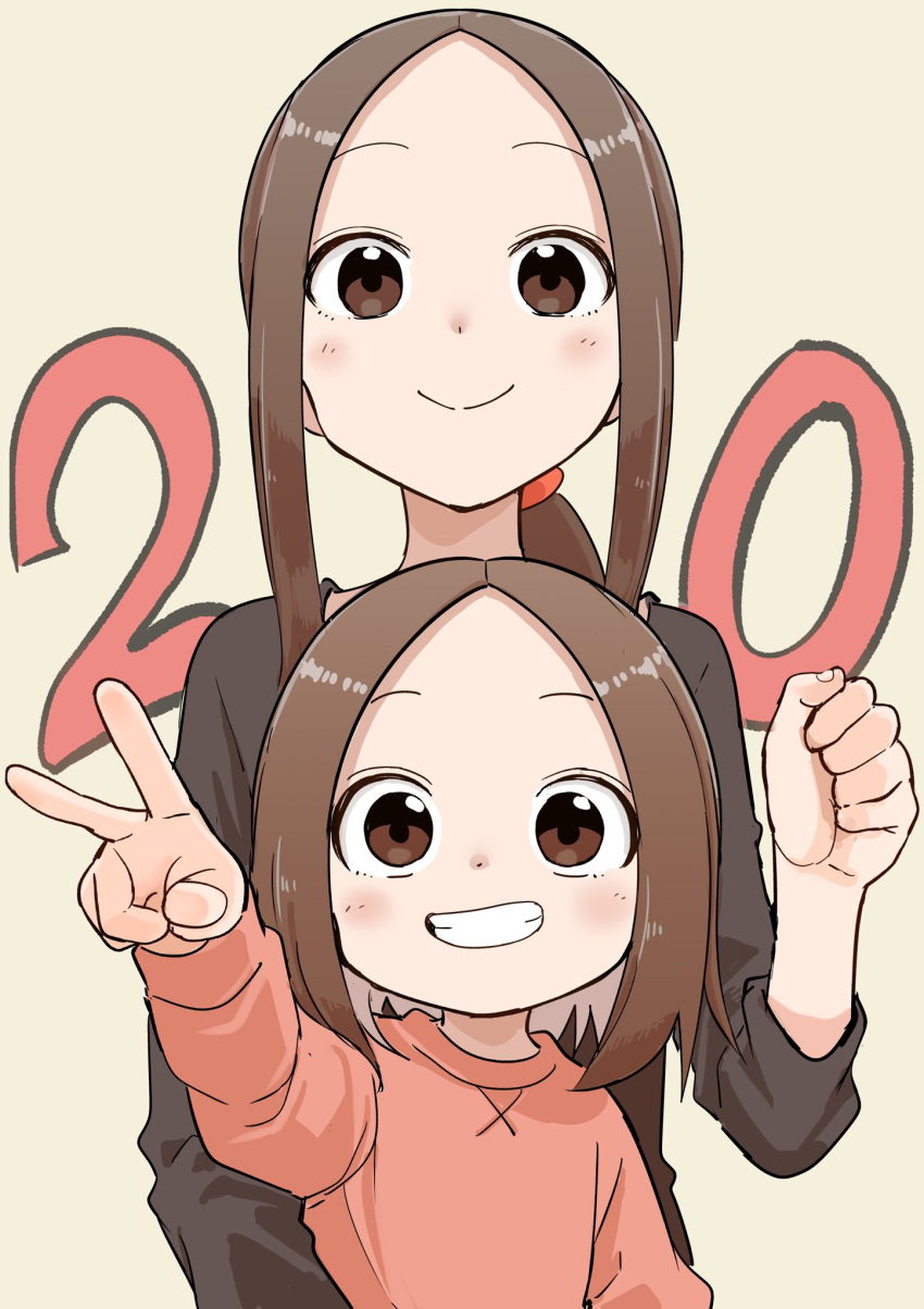 2girls brown_eyes brown_hair child clenched_hand clenched_teeth highres inaba_mifumi karakai_jouzu_no_(moto)_takagi-san karakai_jouzu_no_takagi-san long_hair looking_at_viewer mother_and_daughter multiple_girls nishikata_chii parted_bangs pink_shirt ponytail shirt short_hair simple_background smile takagi-san teeth v yellow_background