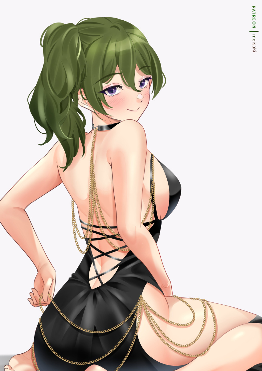 1girl absurdres artist_name backless_dress backless_outfit bare_shoulders barefoot black_dress closed_mouth commentary dress eyelashes green_hair highres jewelry long_hair looking_at_viewer looking_back meisaki patreon_username ponytail purple_eyes simple_background sitting smile solo sousou_no_frieren ubel_(sousou_no_frieren) wariza white_background