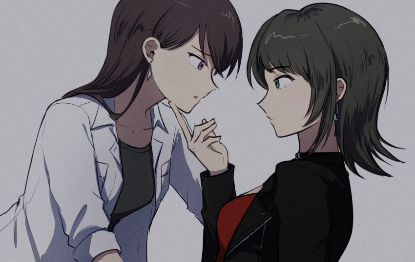 2girls bang_dream! bang_dream!_it's_mygo!!!!! black_hair black_jacket black_shirt blue_eyes brown_hair commentary_request earrings eye_contact grey_background hand_on_another's_chin highres jacha_gam jacket jewelry korean_commentary long_hair long_sleeves looking_at_another multiple_girls open_clothes open_shirt parted_lips purple_eyes red_shirt shiina_taki shirt simple_background upper_body white_shirt yahata_umiri yuri