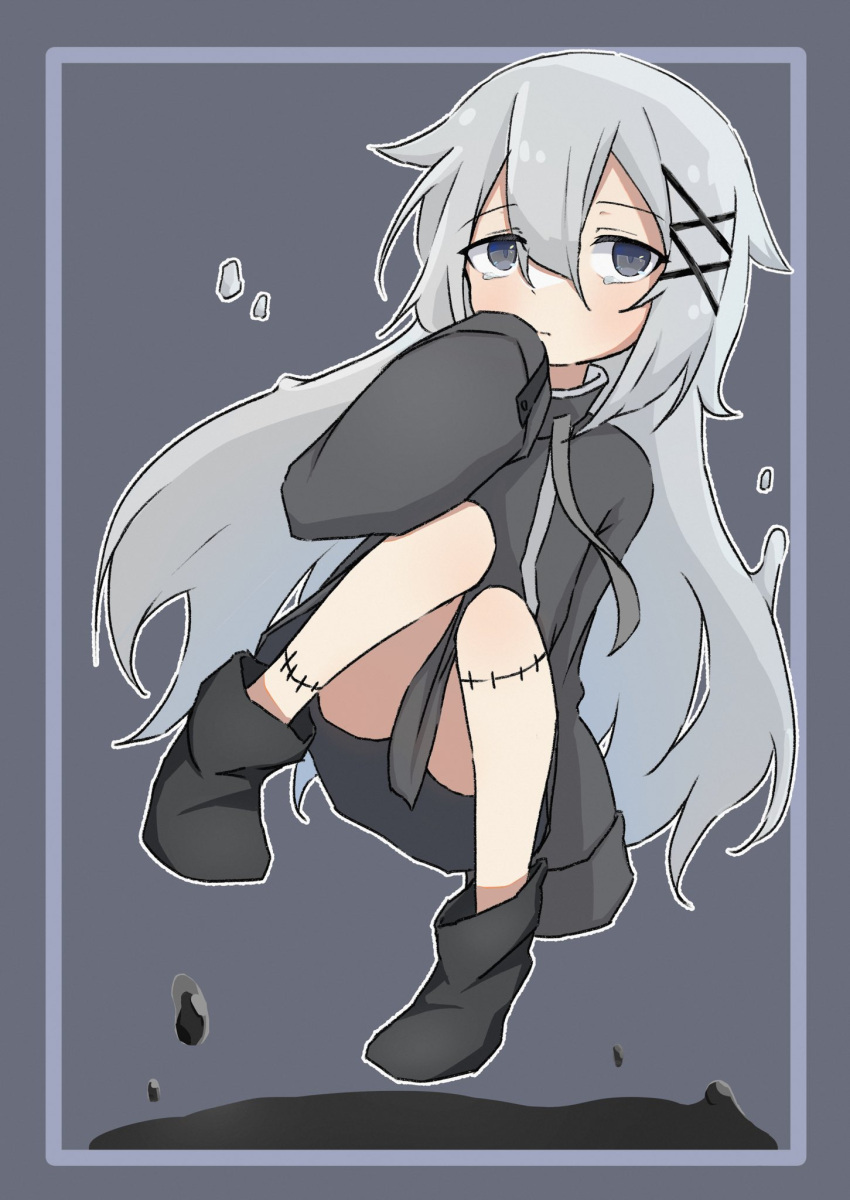 1girl black_footwear boots closed_mouth coat drawstring floating grey_background grey_coat grey_eyes grey_hair hair_between_eyes hair_ornament hand_up high_collar highres kinazuki long_hair long_sleeves looking_at_viewer outline outside_border sleeves_past_fingers sleeves_past_wrists solo soragiri_tudu stitched_leg stitches utau white_outline x_hair_ornament