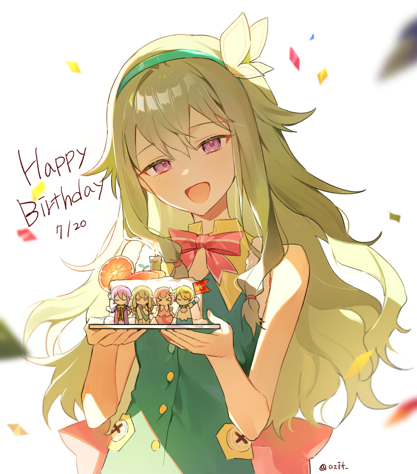 &gt;_&lt; 1girl :d azit_(down) bangs bare_arms bare_shoulders blush cake character_doll commentary_request dated dress food green_dress green_hair green_hairband hair_between_eyes hairband hands_up happy_birthday head_tilt highres holding holding_plate kamishiro_rui kusanagi_nene long_hair nenerobo ootori_emu plate project_sekai purple_eyes simple_background sleeveless sleeveless_dress smile solo tenma_tsukasa twitter_username very_long_hair white_background wonderlands_x_showtime_(project_sekai)