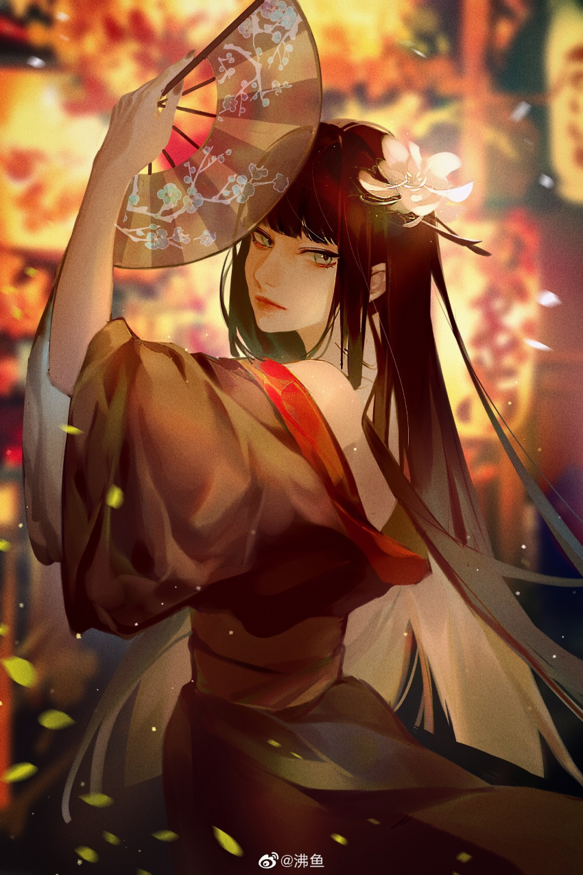 1girl absurdres arm_up bangs bare_shoulders black_hair black_kimono blunt_bangs blunt_ends blurry blurry_background chinese_commentary city commentary_request cowboy_shot expressionless falling_leaves fei_yu film_grain final_fantasy final_fantasy_xiv floral_print flower folding_fan from_behind green_eyes hair_flower hair_ornament hand_fan highres holding holding_fan hyur japanese_clothes kimono lantern leaf long_hair looking_at_viewer looking_back motion_blur obi off_shoulder outdoors paper_lantern sash sidelocks solo standing straight_hair weibo_logo weibo_username wide_sleeves yotsuyu_goe_brutus
