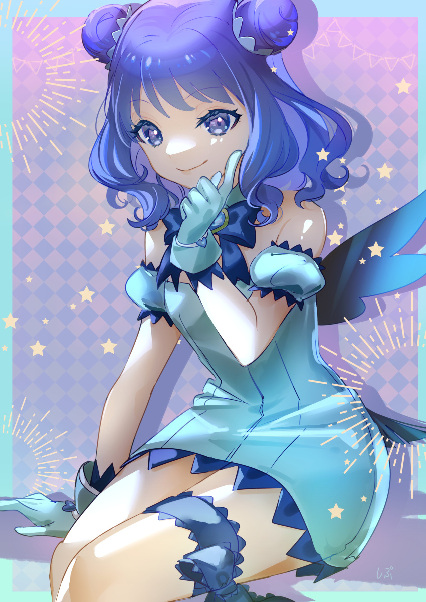 1girl absurdres aizawa_mint arm_garter bird_tail bird_wings blue_dress blue_gloves blue_hair blue_ribbon bow bowtie bridal_garter checkered_background detached_collar dress flat_chest gloves gradient hair_bun highres lips looking_at_viewer magical_girl medium_hair mew_mint purple_background ribbon shipu_(gassyumaron) short_dress sitting smile solo tail tokyo_mew_mew wings