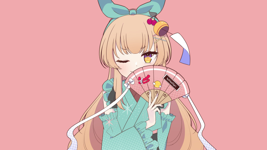 ;) absurdres bangs blunt_bangs bow character_name detached_sleeves green_bow hachipuyo hair_bow hair_ornament hairpin hand_fan highres holding holding_fan indie_virtual_youtuber japanese_clothes light_brown_hair long_hair nanahira official_art one_eye_closed pink_background ribbon smile white_ribbon wind_chime yellow_eyes