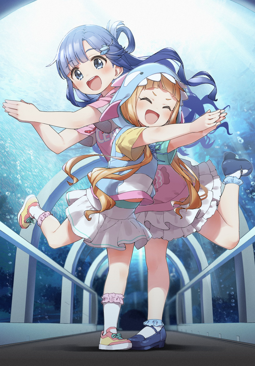 2girls absurdres air_bubble animal_hood aquarium aquarium_tunnel asari_nanami bangs blue_eyes blue_footwear blue_hair blue_hoodie blunt_bangs bubble closed_eyes commentary_request fish_hair_ornament frilled_skirt frilled_socks frills hair_ornament highres hood hoodie ichihara_nina idolmaster idolmaster_cinderella_girls leg_up light_brown_hair long_hair looking_at_viewer multicolored_clothes multicolored_hoodie multiple_girls open_mouth pink_shirt pose print_shirt shark_hood shirt shoes short_sleeves skirt smile sneakers socks sunlight t-shirt teeth upper_teeth v-shaped_eyebrows water wavy_hair white_skirt white_socks yellow_footwear yukie_(kusaka_shi)