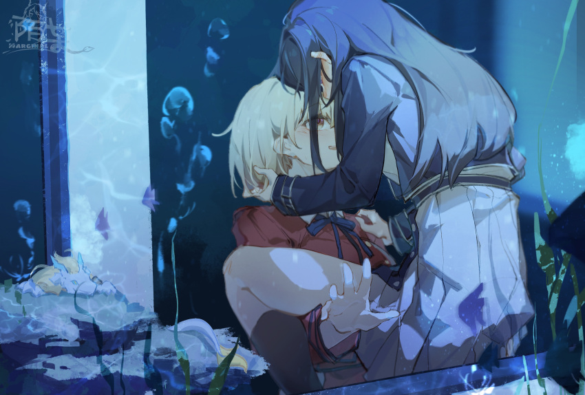 2girls against_glass artist_name artist_self-insert blue_dress blue_hair bubble chinese_commentary commentary_request couple dress eye_contact fish fish_tank grey_dress highres indoors inoue_takina lifting_person light_blush long_hair looking_at_another lycoris_recoil moyu_marginal multiple_girls nishikigi_chisato open_mouth pleated_dress purple_eyes red_dress red_eyes school_uniform seaweed short_hair two-tone_dress uniform white_hair yuri