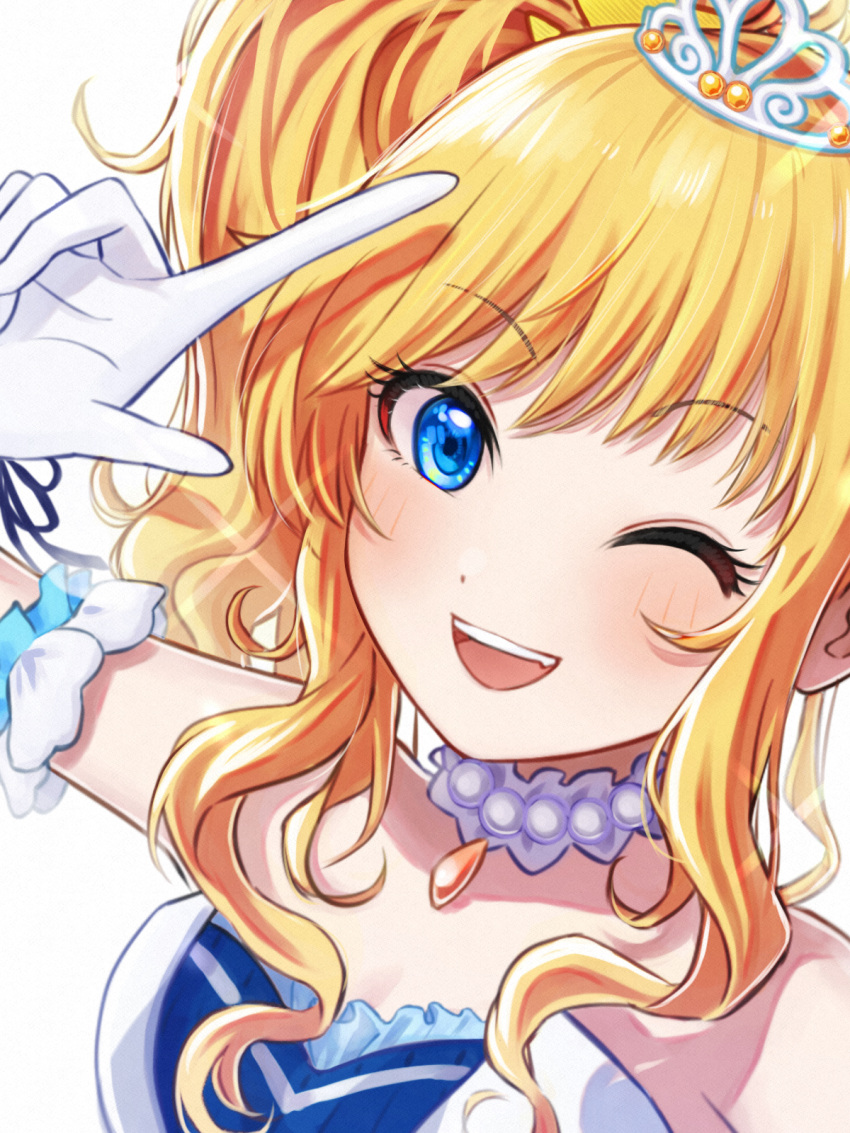1girl bangs bare_shoulders blonde_hair blue_eyes breasts choker cleavage crown dress gloves highres idolmaster idolmaster_cinderella_girls idolmaster_cinderella_girls_starlight_stage index_finger_raised light_blush long_hair looking_at_viewer nito_(ninjin) ohtsuki_yui one_eye_closed open_mouth portrait side_ponytail sidelocks simple_background smile solo strapless strapless_dress swept_bangs upper_body white_background