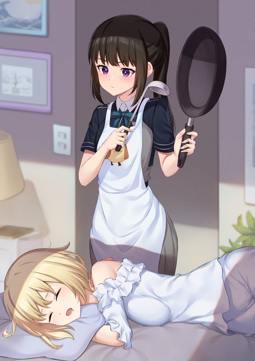 2girls absurdres apron bed black_hair blonde_hair breasts closed_eyes drooling electric_socket frying_pan highres indoors inoue_takina large_breasts light_blush long_hair looking_at_another lycoris_recoil lycoris_uniform messy_hair morning multiple_girls nishikigi_chisato open_mouth pajamas picture_frame pillow pizza_(pizzania_company) plant ponytail purple_eyes sleeping sunlight