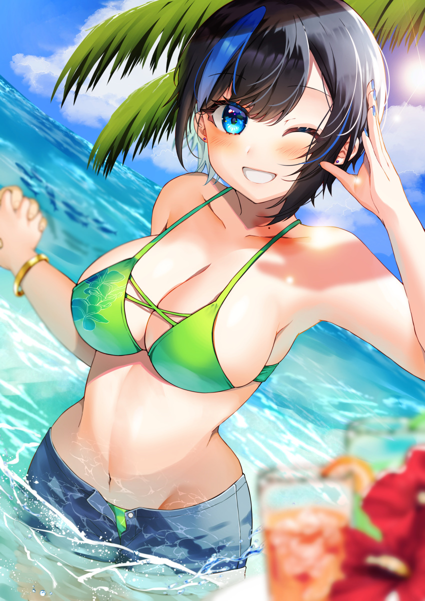 1girl absurdres bangs bare_arms bikini black_hair blue_eyes blue_hair blue_sky blurry blush bracelet breasts cleavage coin day denim denim_shorts depth_of_field ear_piercing flower green_bikini grin hibiscus highres horizon jewelry large_breasts looking_at_viewer multicolored_hair nail_polish navel ocean one_eye_closed original outdoors palm_tree partially_submerged piercing shorts sky smile solo standing streaked_hair sun sunlight swimsuit teeth thighhighs tree two-tone_hair unbuttoned_shorts wading yam_(yamap_mako)
