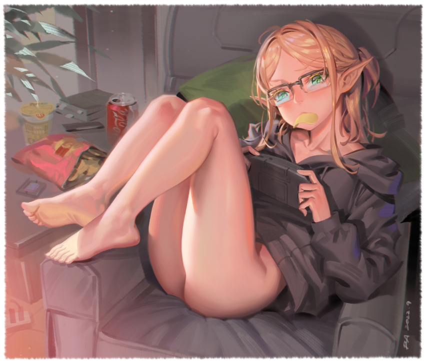 1girl absurdres alphonse_(white_datura) barefoot black-framed_eyewear blonde_hair blush bottomless chips coca-cola collarbone dated eating elf feet food food_in_mouth full_body glasses green_eyes grey_hoodie handheld_game_console highres hood hood_down hoodie indoors isekai_ojisan looking_at_viewer medium_hair pillow plant pointy_ears ponytail potato_chips raised_eyebrow shibazaki_yousuke sitting solo sui_(isekai_ojisan)