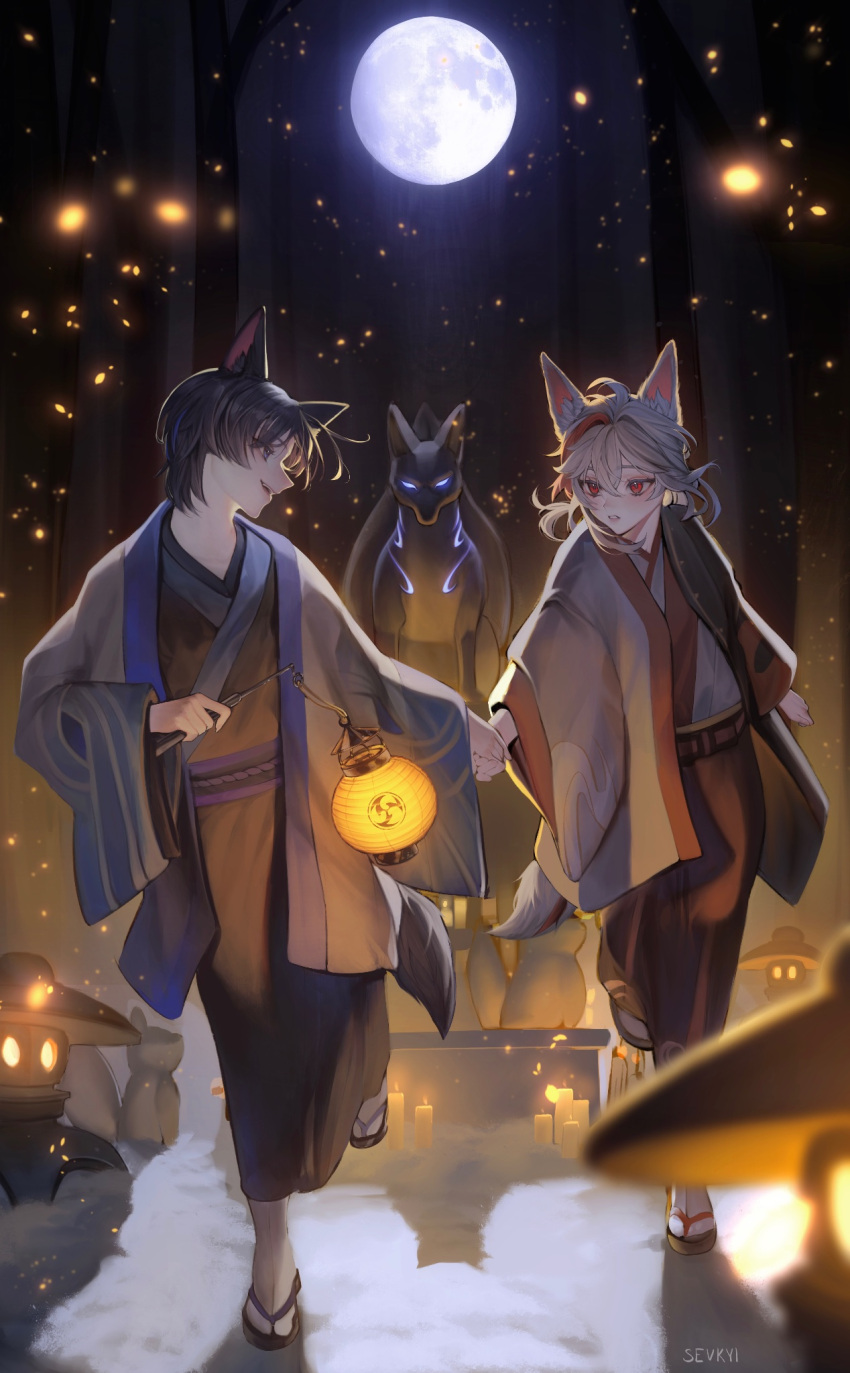 2boys animal_ear_fluff black_hair black_kimono blush cat_boy couple fireflies full_body full_moon genshin_impact grey_haori highres holding holding_hands holding_lantern japanese_clothes kaedehara_kazuha kimono lantern moon multicolored_hair multiple_boys night night_sky open_mouth outdoors paper_lantern purple_eyes red_eyes red_hair red_kimono sandals scaramouche_(genshin_impact) sevkyi short_hair sky smile statue stone_lantern streaked_hair wanderer_(genshin_impact) white_hair white_kimono yaoi yukata