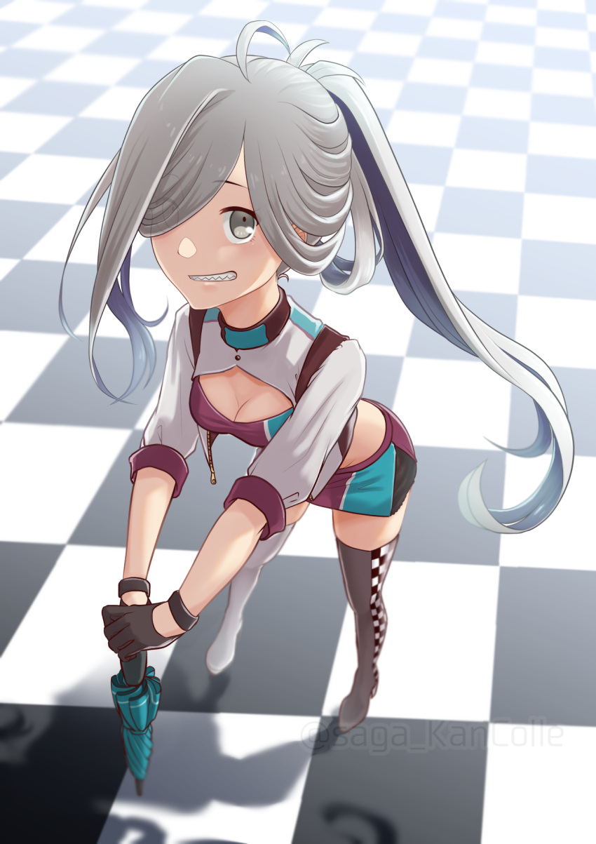 1girl ahoge asashimo_(kancolle) asashimo_kai_ni_(kancolle) asymmetrical_legwear black_gloves boots checkered_clothes checkered_floor cosplay crop_top cropped_jacket gloves gotland_(kancolle) gotland_(kancolle)_(cosplay) grey_eyes grey_footwear grey_hair grin hair_over_one_eye highres kantai_collection long_hair midriff miniskirt planted planted_umbrella ponytail purple_bandeau purple_skirt race_queen saga_(saga_kancolle) sharp_teeth skirt smile solo teeth thigh_boots umbrella white_footwear