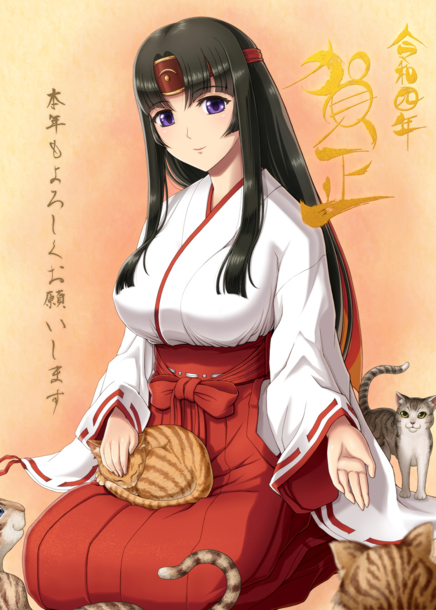 1girl absurdres animal_on_lap black_hair breasts cat cat_on_lap closed_mouth hakama headband highres japanese_clothes kimono kneeling large_breasts long_hair long_sleeves miko mucoro musha_miko_tomoe on_lap purple_eyes queen's_blade red_hakama ribbon-trimmed_sleeves ribbon_trim shiny shiny_hair smile solo tomoe very_long_hair white_kimono wide_sleeves