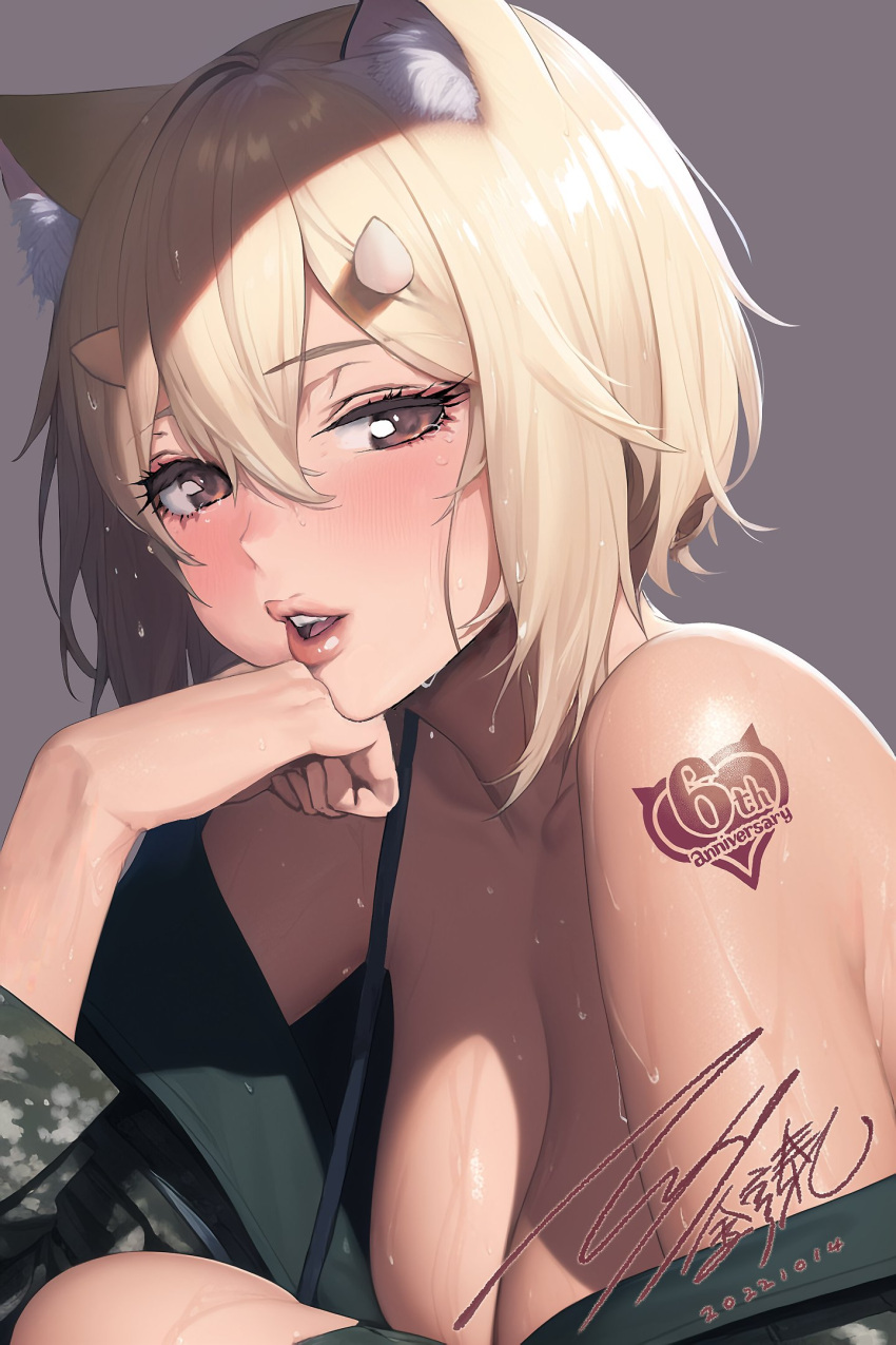1girl bare_shoulders blonde_hair blush breasts brown_eyes cleavage destiny_child dripping head_rest highres horns kim_hyung_tae large_breasts lips looking_at_viewer milestone_celebration short_hair shoulder_tattoo sweat sweatdrop tattoo thick_lips upper_body