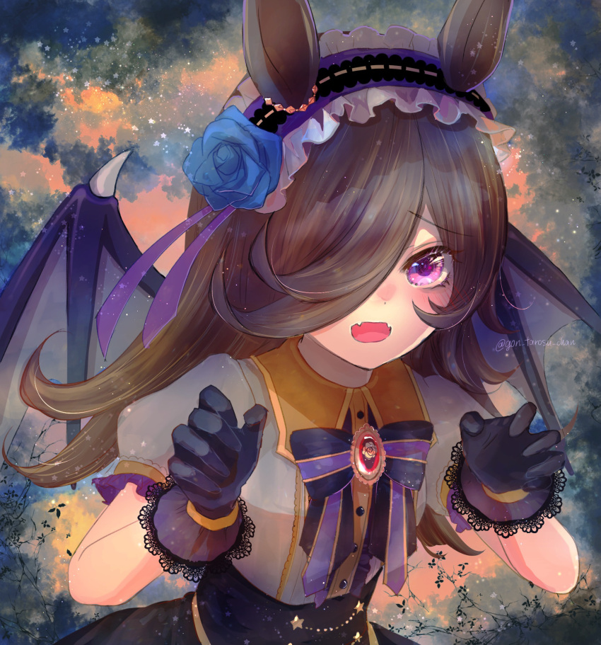 1girl animal_ears bangs black_bow black_bowtie black_gloves black_hair black_hairband black_skirt black_wings blue_flower blue_rose bow bowtie brooch center_frills claw_pose collared_shirt demon_wings fangs flower frilled_hairband frilled_sleeves frills gloves hair_flower hair_ornament hair_over_one_eye hairband halloween halloween_costume high-waist_skirt highres horse_ears horse_girl jewelry lace-trimmed_gloves lace_trim long_bangs long_hair looking_at_viewer nekoneko_gon puffy_short_sleeves puffy_sleeves purple_eyes rice_shower_(make_up_vampire!)_(umamusume) rice_shower_(umamusume) rose shirt short_sleeves skin_fangs skirt solo star_(symbol) twitter_username umamusume upper_body white_shirt wings