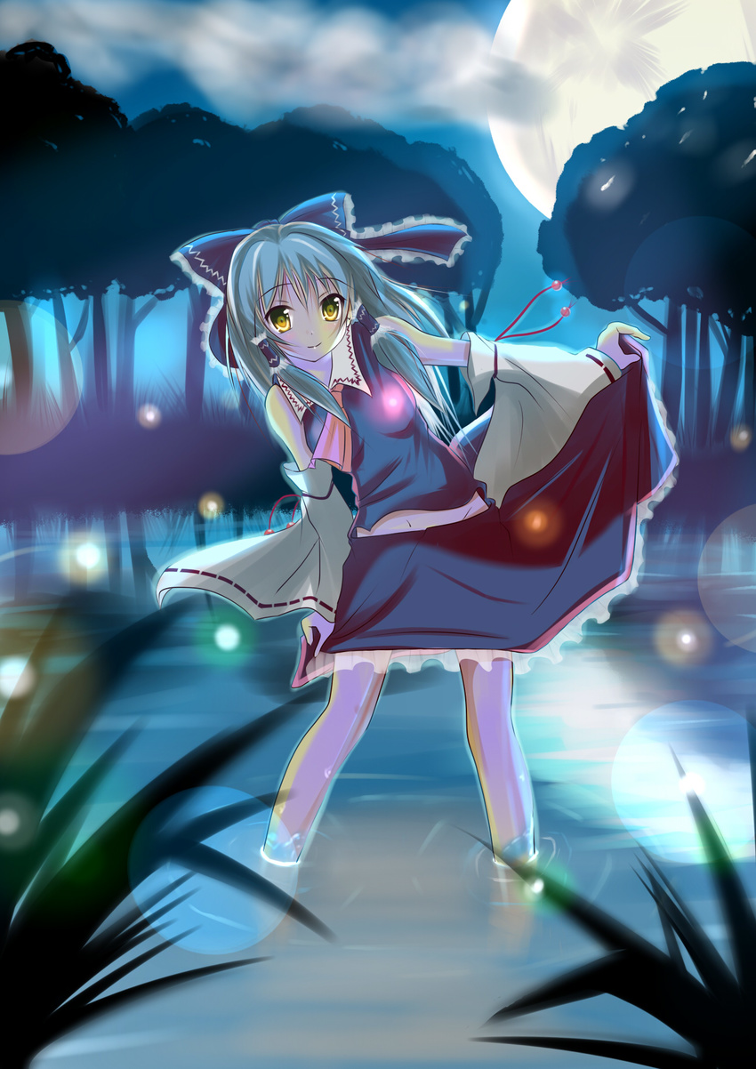 bad_id bad_pixiv_id bow detached_sleeves hair_bow hakurei_reimu highres leaning long_hair moon night smile solo ss_(artist) touhou tree water yellow_eyes